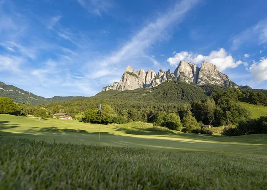 Giocare a golf sull’Alpe di Siusi al Lamm