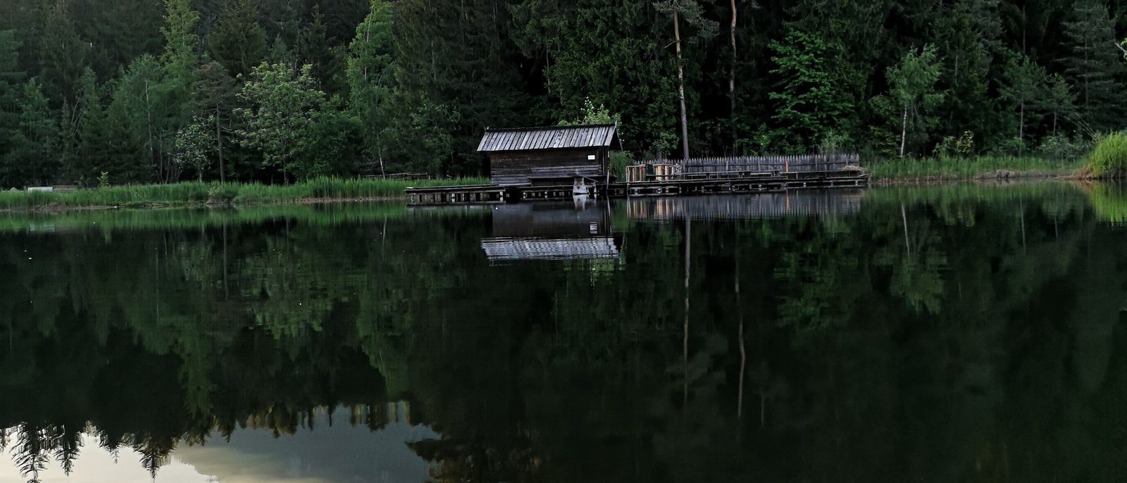 I laghi balneabili più amati dell’altopiano dello Sciliar